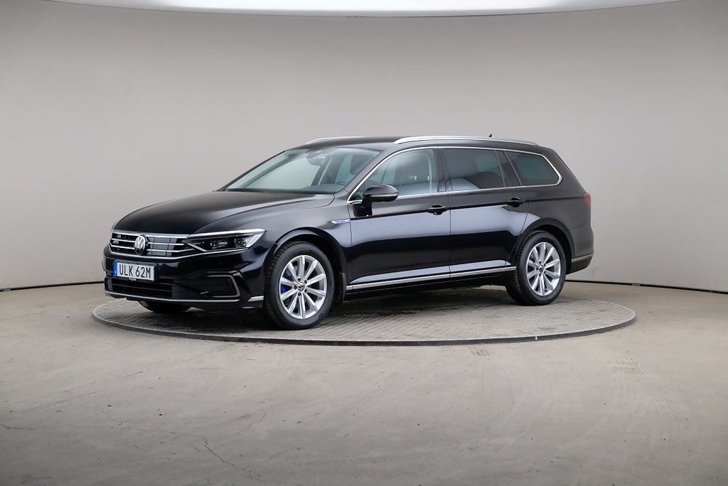 Volkswagen Passat 1.4 TSI 218hk GTE Executive DSG Drag Värmare