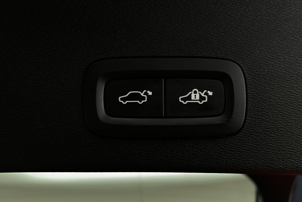 Volvo C40 Recharge Twin, 408hp, 2024