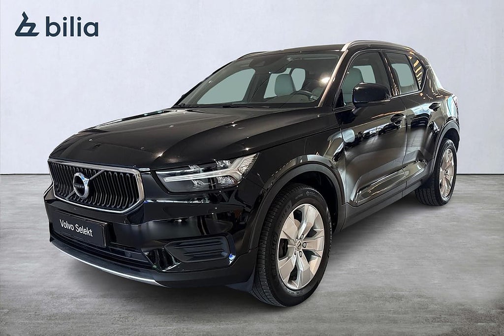 Volvo XC40 T2 FWD Momentum Advanced
