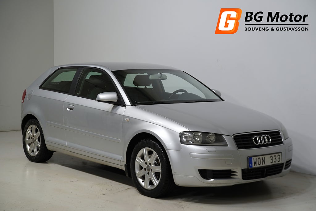 Audi A3 1.6 102HK Attraction Nyservad
