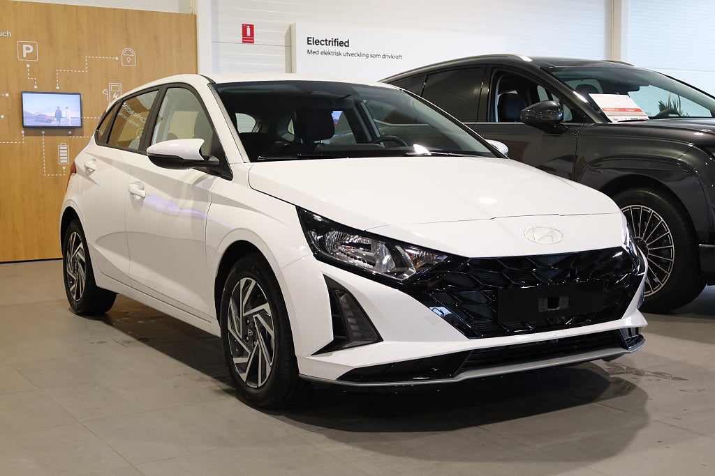 Hyundai i20 1.0 T-Gdi DCT Essential *Lagerbil för snabb leverans 2027