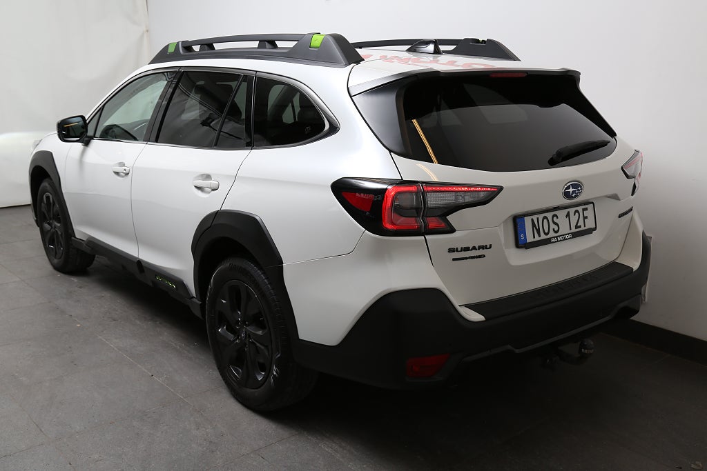 Subaru Outback 2,5i XFuel Field AWD Aut Bränslevärmare Drag 2024