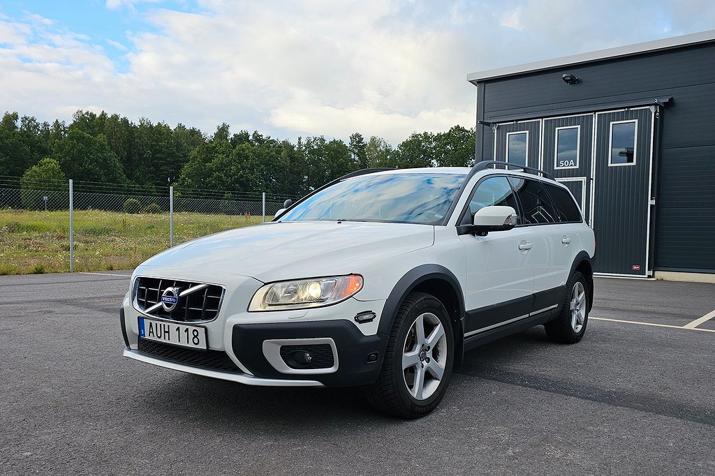 Volvo XC70 D5 AWD Geartronic Kinetic Euro 5, Ny motor 