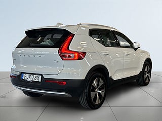 Volvo XC40 T3 Momentum Advanced S&V-hjul/360/Keyless/Carplay/Navi – bild 6