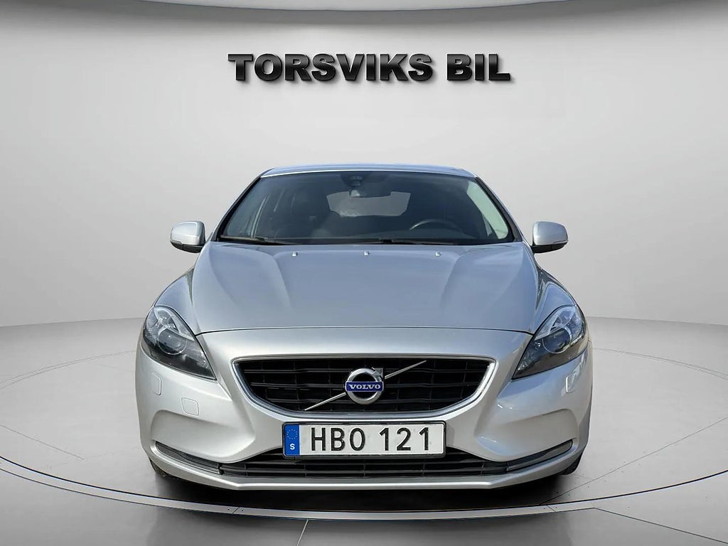 Volvo V40 D2 Momentum Gps Dragkrok V-Hjul Ny servad - miniatyr 8