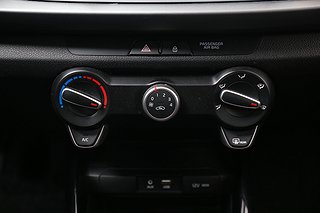 Halvkombi Kia Rio 14 av 20