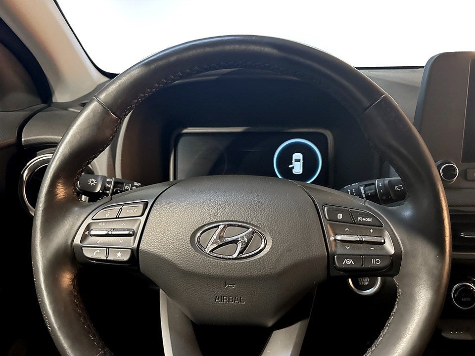 Bild på Hyundai Kona Essential 1.0 T-GDI iMT 120hk - B-KAMERA, DRAG