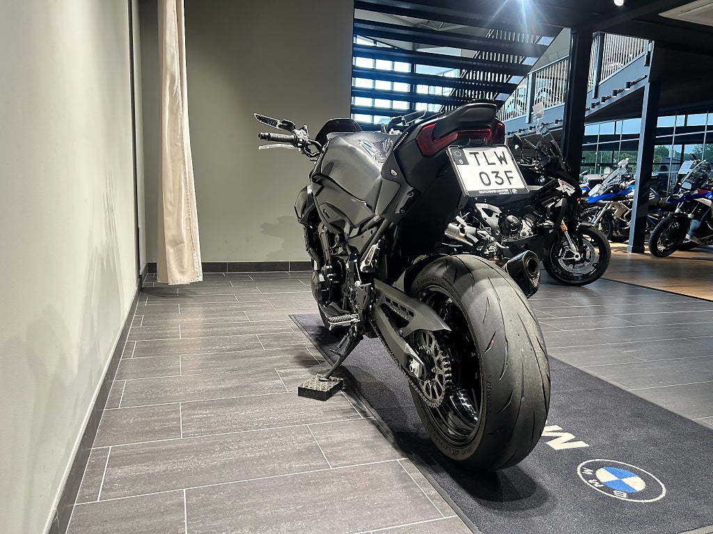 Kawasaki Z900 Performance/Helsystem/Stealth/Tail-tidy/757 mil