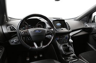 SUV Ford Kuga 13 av 23