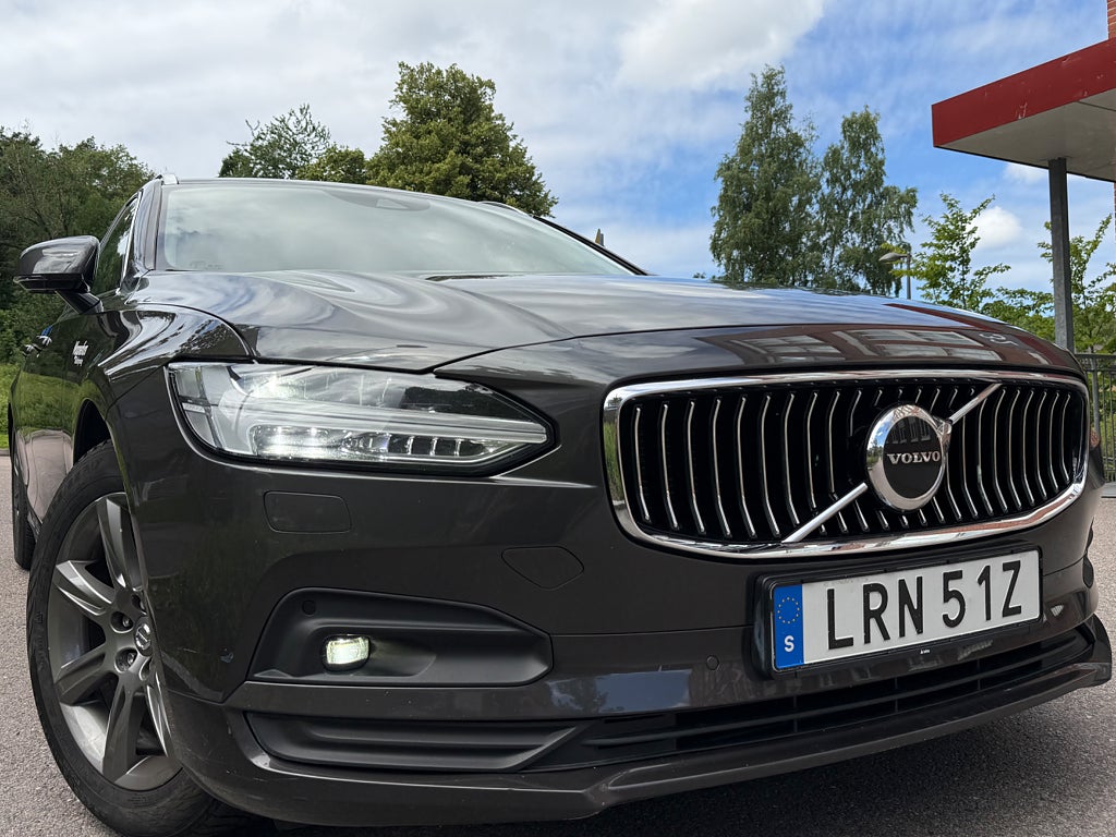 Volvo V90 D4 AWD 190HK Drag Värm LedljusAdvanced Edition Leasbar 