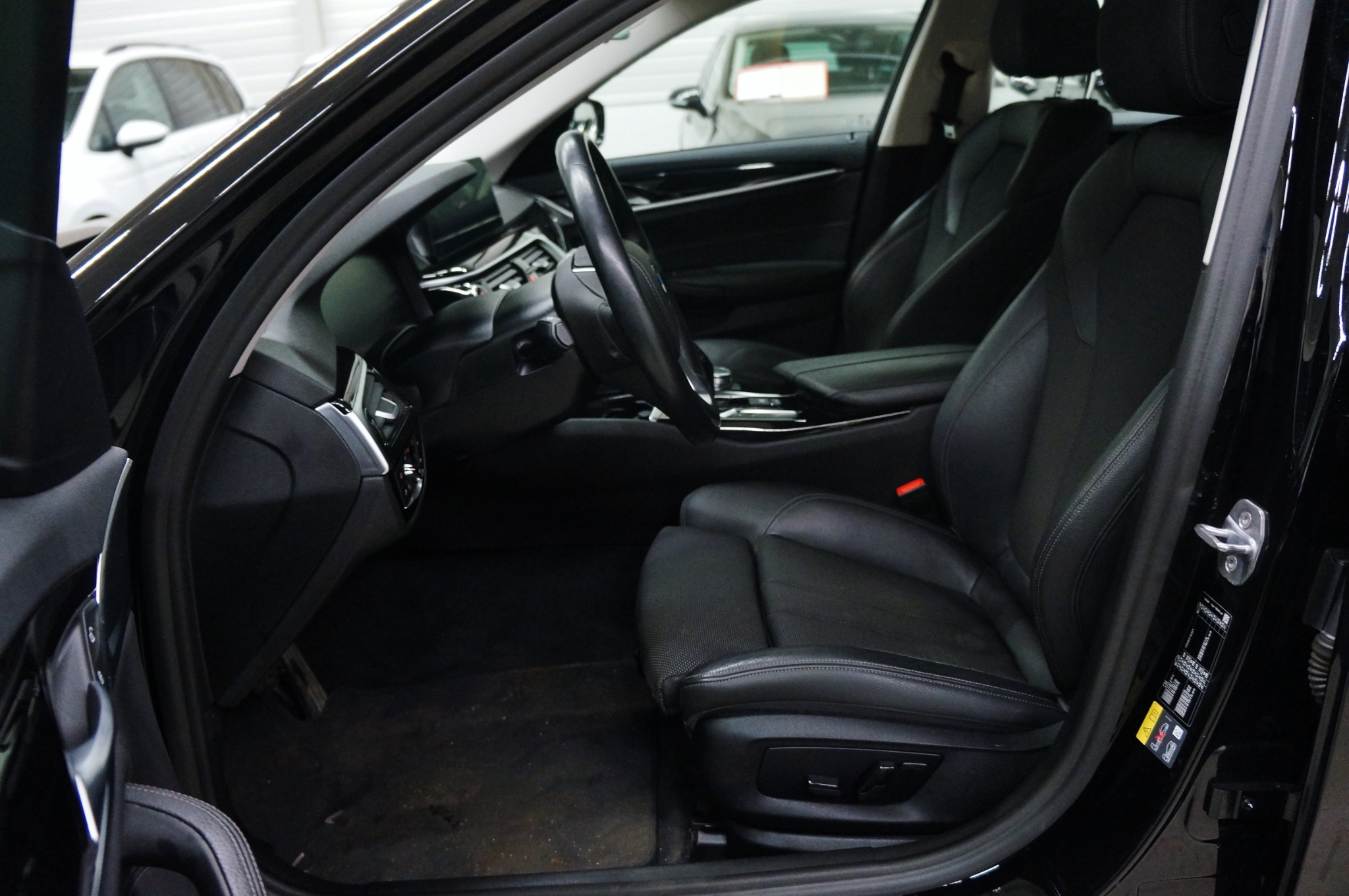 BMW 530 2020, bild 6/55