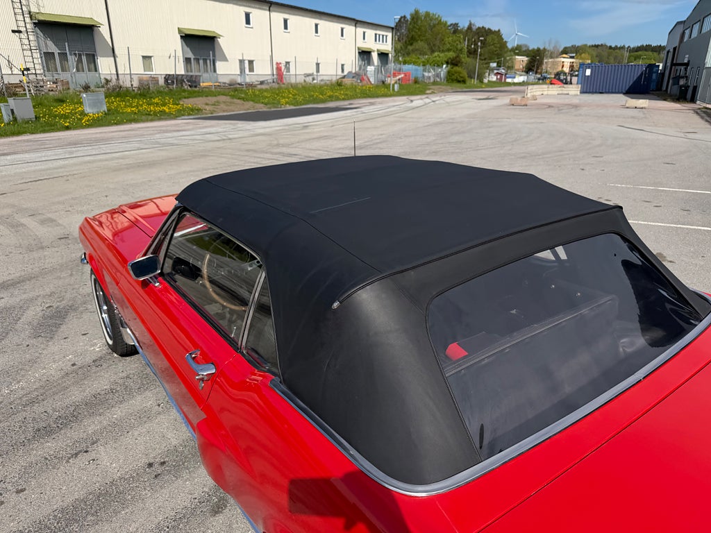 Ford Mustang Cabriolet V8 0kr insats 3230kr/mån