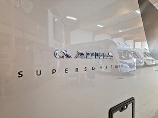 Husbil-integrerad Adria SUPER SONIC 890 LL 7 av 27