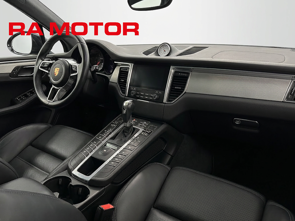 Porsche Macan Turbo 400hk |Sport Chrono|Pano|Bose|PDLS+|Värmare| 2018