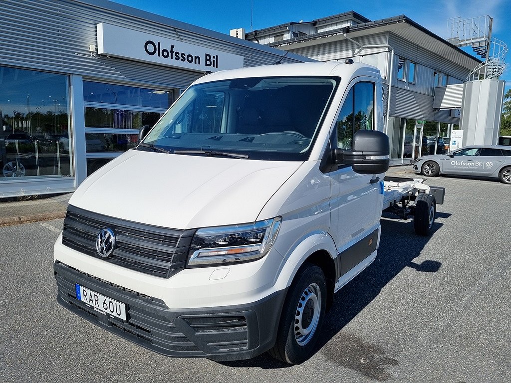 Volkswagen Crafter Enkelhytt lång hjulbas Chassi 35 2,0 TDI 140 hk Aut N2-motor m l