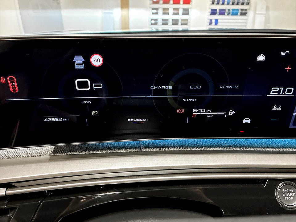 Bild på Peugeot 3008 GT Hybrid 145hk Aut 7-SITS B-KAMERA CARPLAY