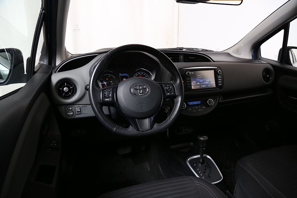 Toyota Yaris 1,5 Hybrid 101hk e-CVT Active Aut Kamera