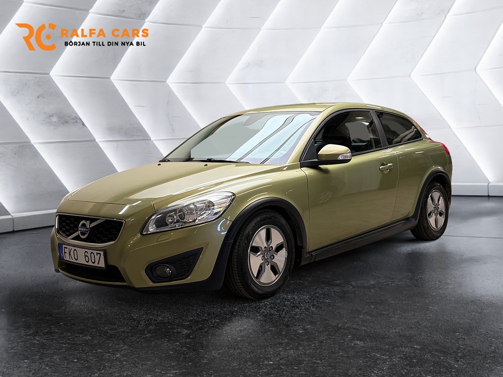 Volvo C30 D2 Momentum P-Sensor Dragkrok P-Värmare Ny servad