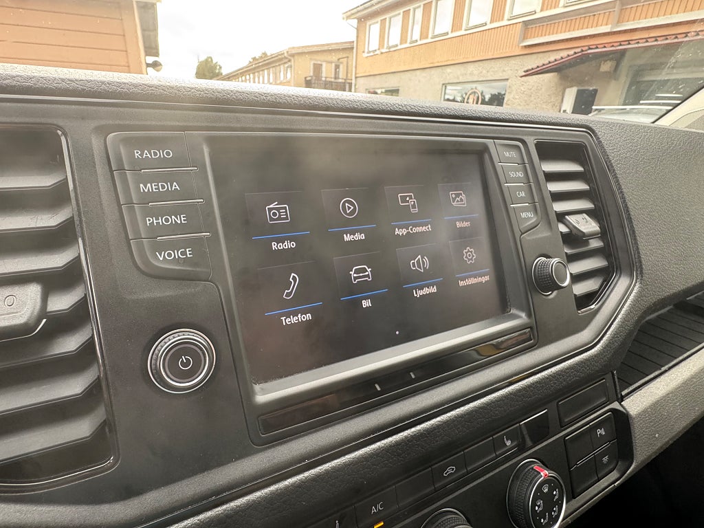 Volkswagen crafter 35 2.0 TDI Euro 6 NYSERVAD FULLSERVAD KAMREMBYTT B-KAM