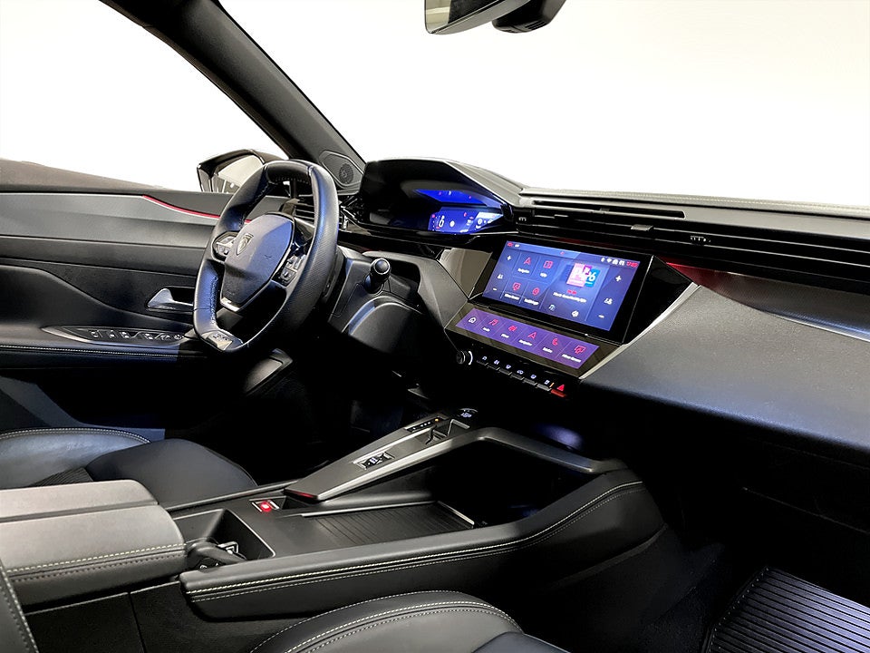 Bild på Peugeot 308 sw GT 1.2 PT 130hk Aut B-KAMERA CARPLAY