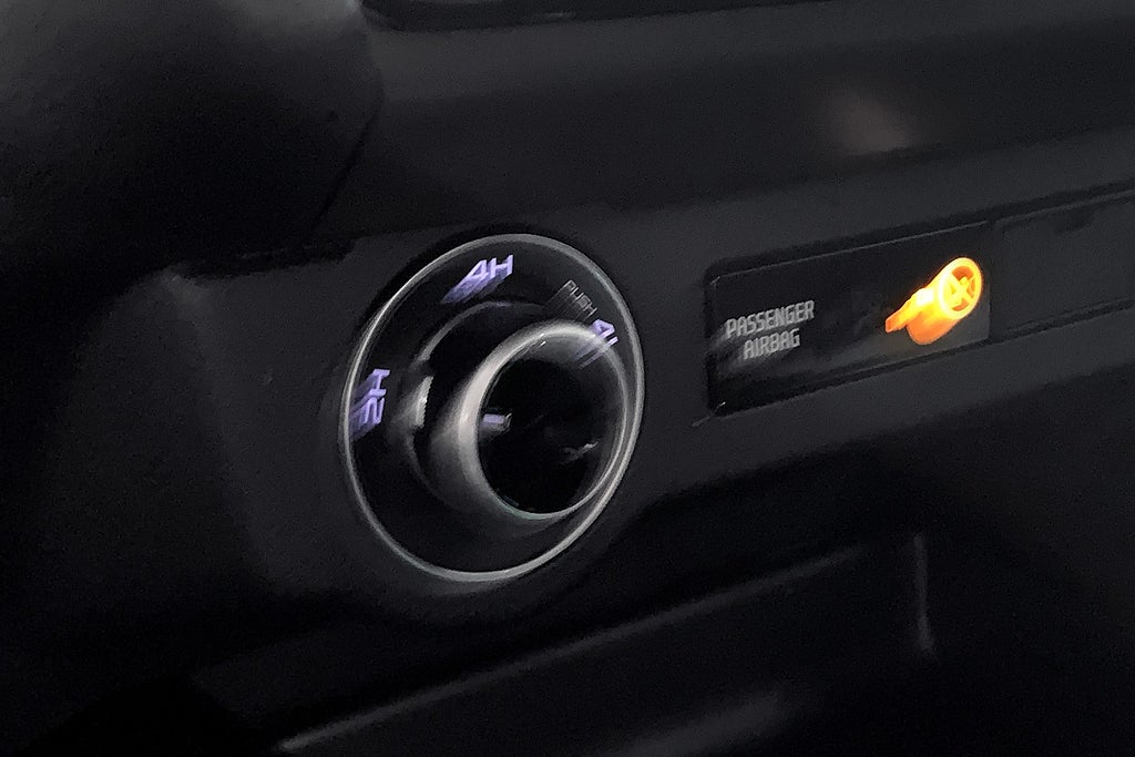 Isuzu D-Max DC CNG | 4WD | XRX | SmartCap kåpa | f.d demo