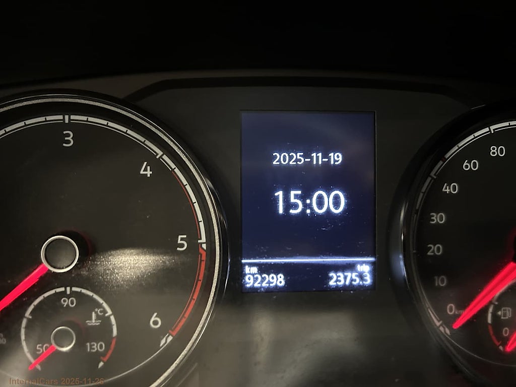 Volkswagen Caravelle 9 sits 2.0 TDI Drag och P-värmare