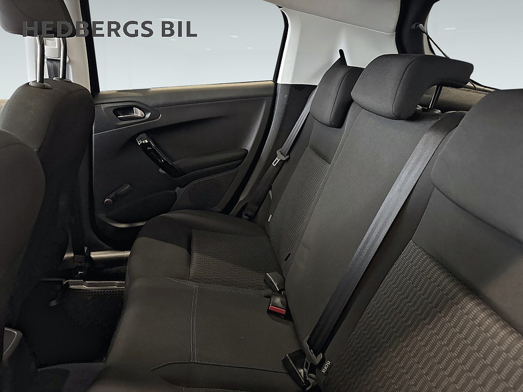 Peugeot 208 1.2 PureTech 82HK thumbnail
