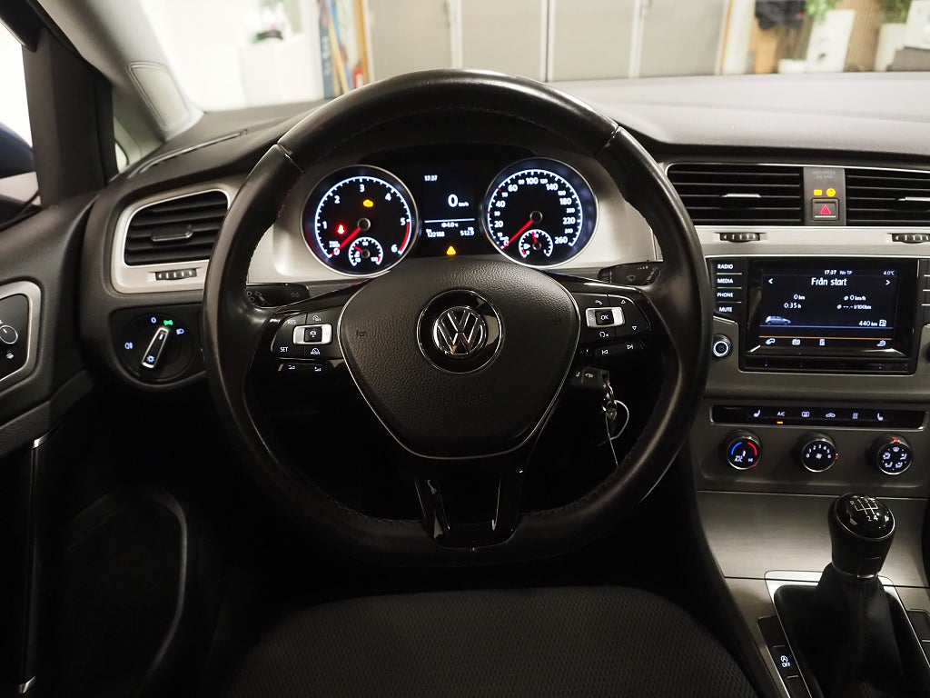 Volkswagen Golf 5-dörrar 1.6 TDI Masters D-Värm P-Sensorer 2015