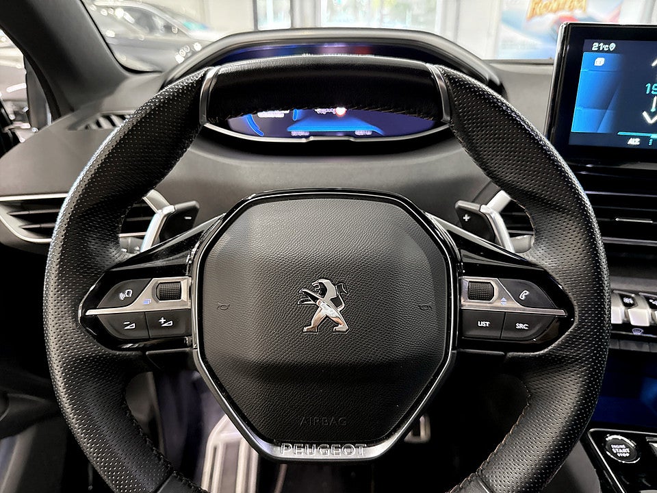 Bild på Peugeot 5008 GT 1.2 PT 130hk Aut 7-SITS B-KAMERA DRAG