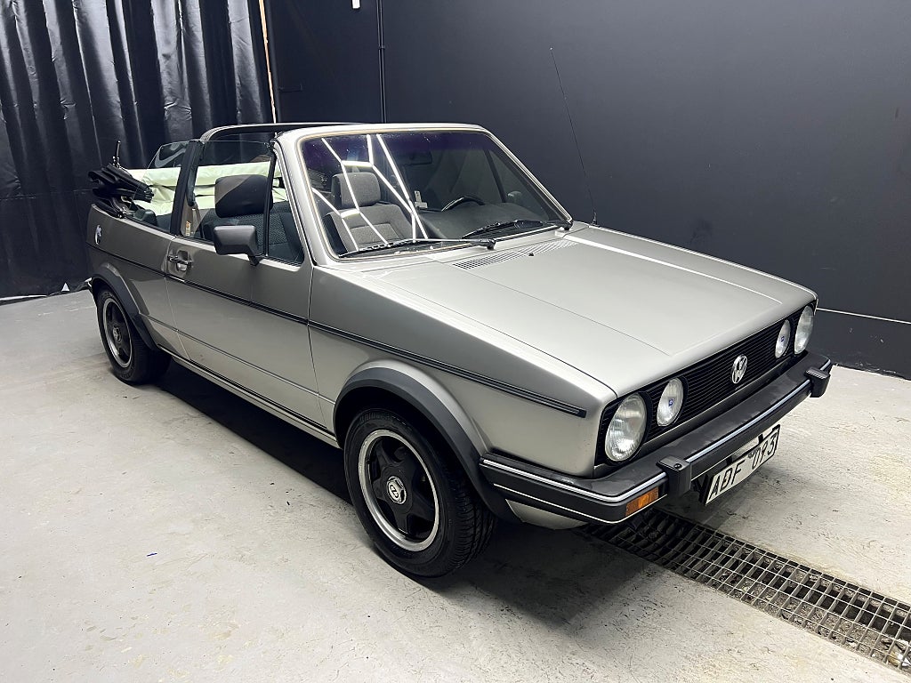 Volkswagen Golf Cabriolet 1.8