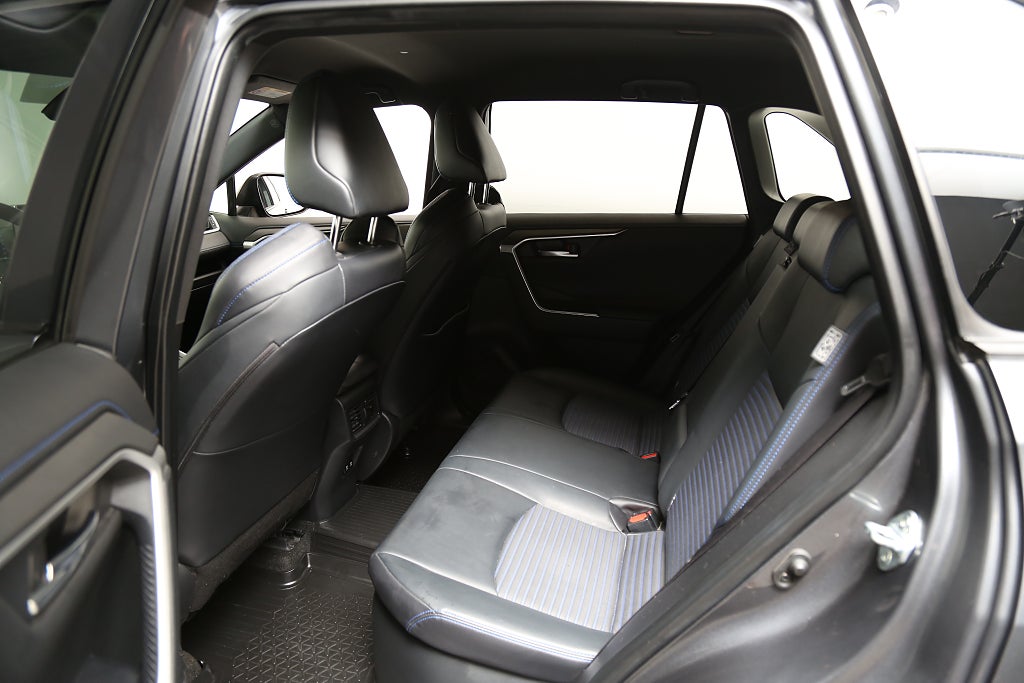 Toyota RAV4 2,5 Hybrid AWD-i E-CVT Style I JBL I Drag I Leasbar 2021