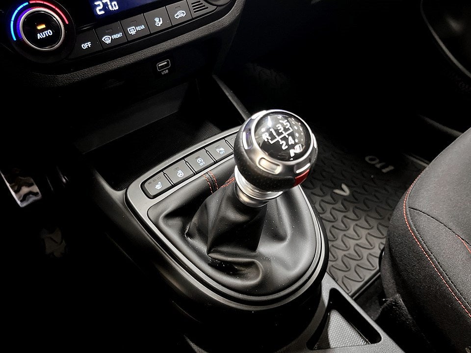 Bild på Hyundai i10 N-Line 1,0 T-GDI 100hk - B-KAMERA, RATTVÄRME