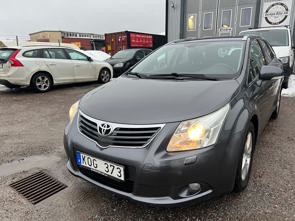 Toyota Avensis Kombi 2.0 Business DRAG KAMKEDJA 152HK