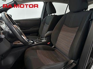 Halvkombi Nissan Leaf 10 av 13