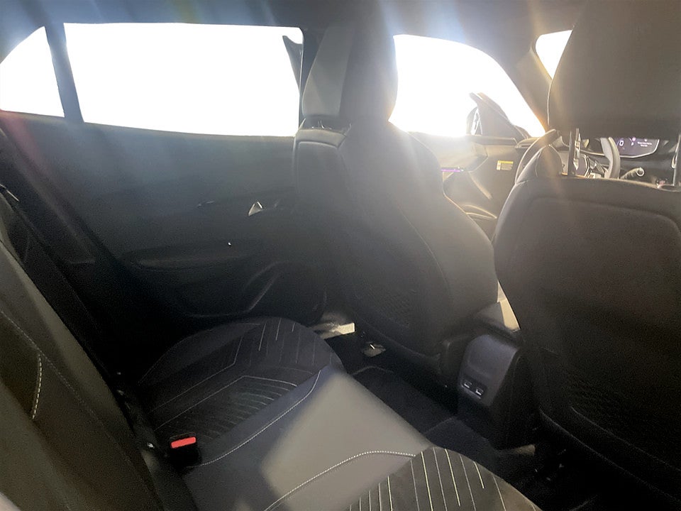 Bild på Peugeot 2008 GT 1.2 PT 130hk Aut B-KAMERA CARPLAY