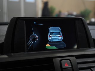 Halvkombi BMW 118I 18 av 20