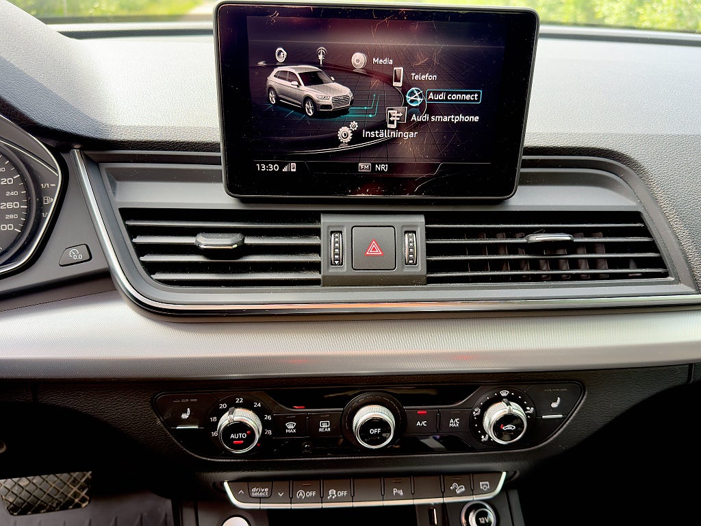 Audi Q5 40 TDI quattro S Tronic Proline|Drag|Värmare|CarPlay