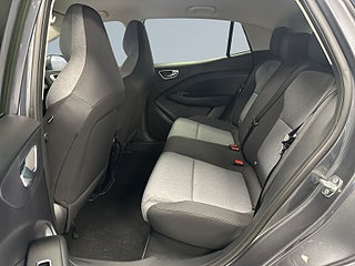 MG 4 EV Urban 53.9 kWh Premium Värmepump 360° Ambient Pvärm 0% RÄNTA – bild 13