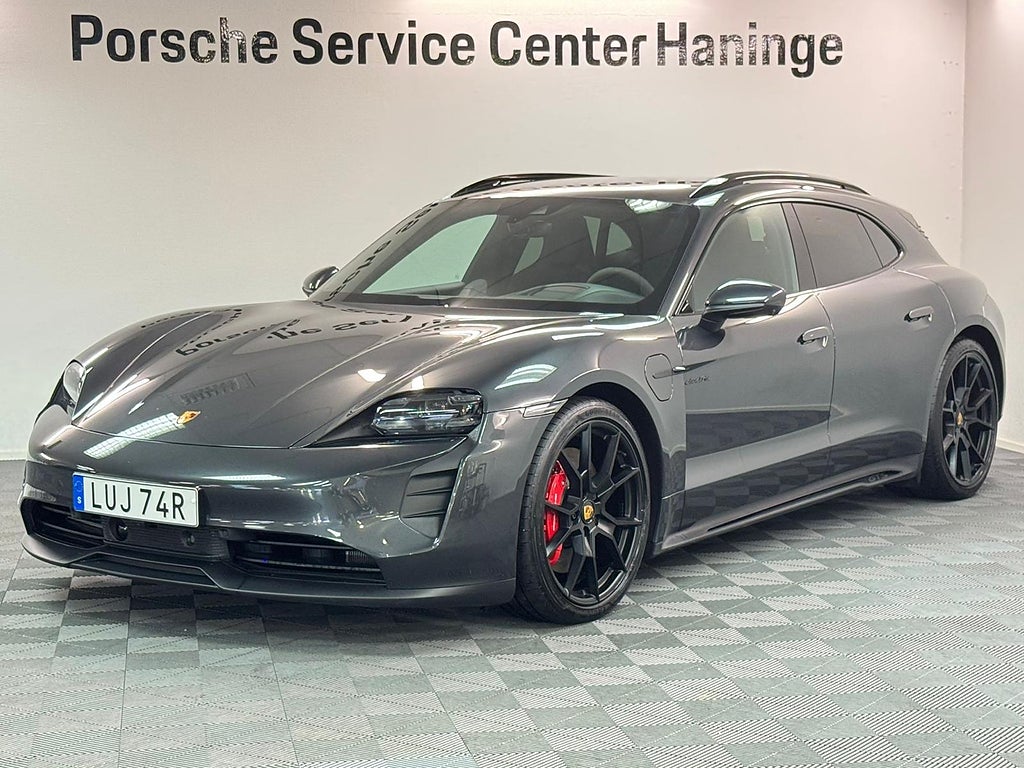 Porsche Taycan GTS Sport Turismo