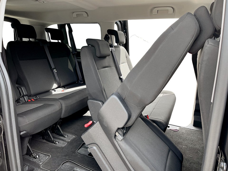 Bild på Citroën SpaceTourer ST PLUS 2.2 BHDi 180hk Aut B-KAMERA 9-SITS