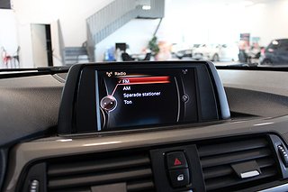 Sedan BMW 320 18 av 20