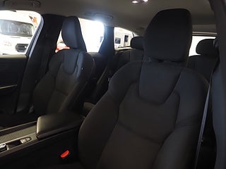 SUV Volvo XC60 17 av 22