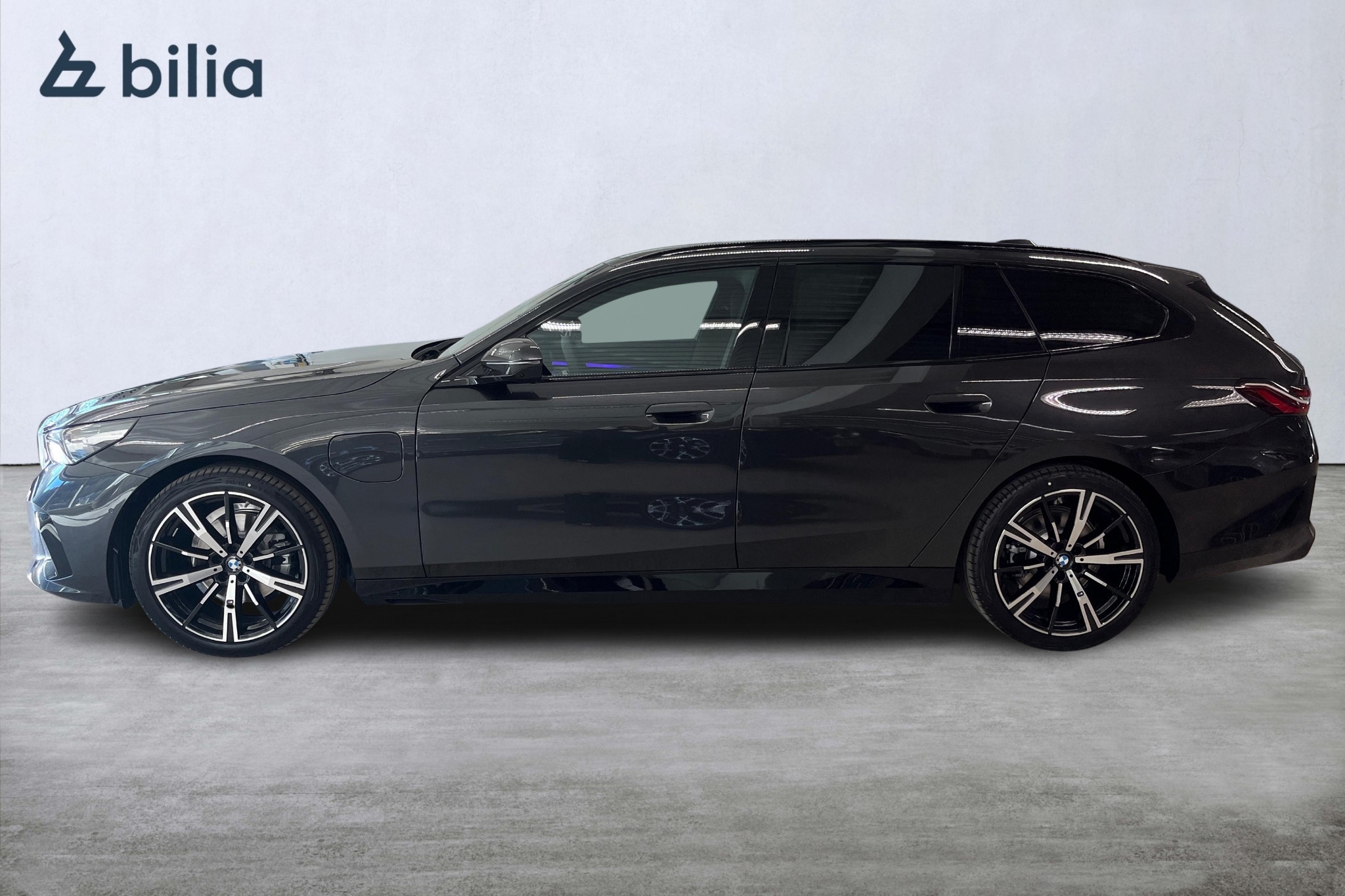 BMW 530 e xDrive M-Sport 2026, kuva 3/47