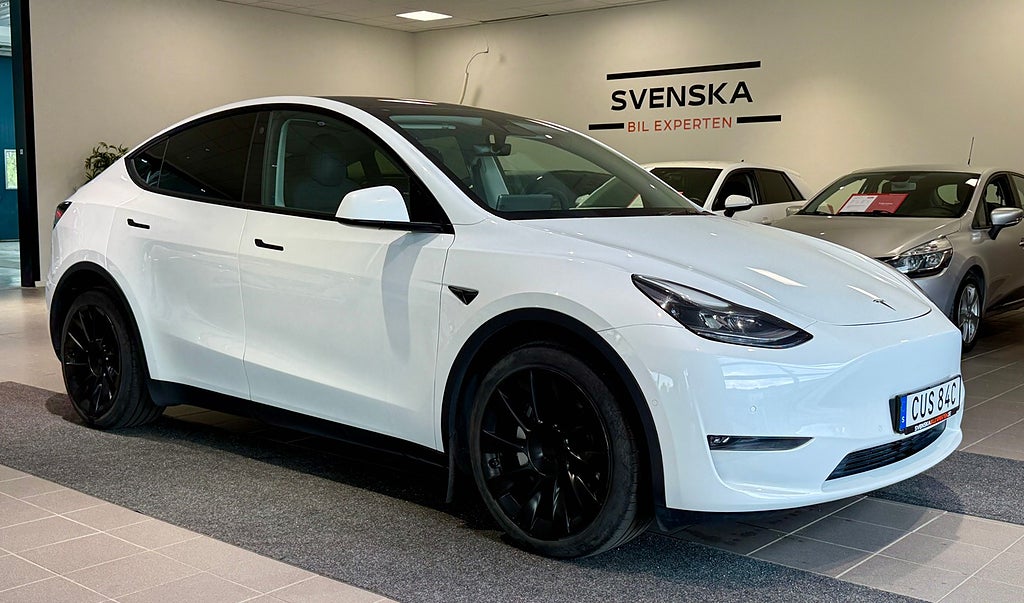Tesla Model Y 514hk Long Range AWD Autopilot/Panorama/Garanti/V-hjul