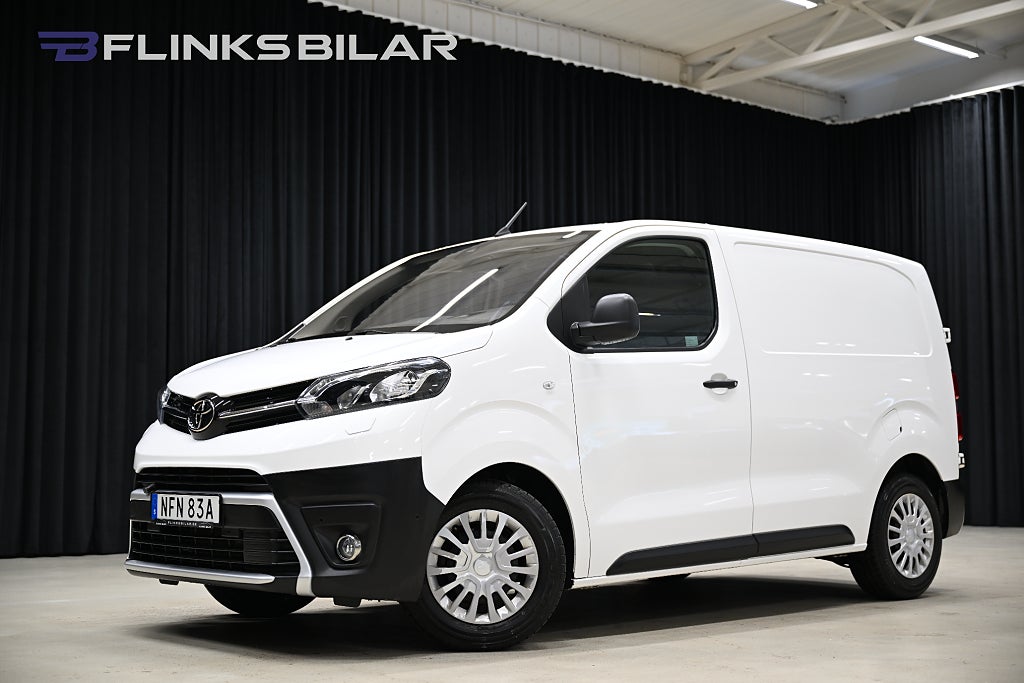 Toyota ProAce 1.5 D-4D 120HK Drag|Värmare|Backkamera|Lågmil|Leasbar