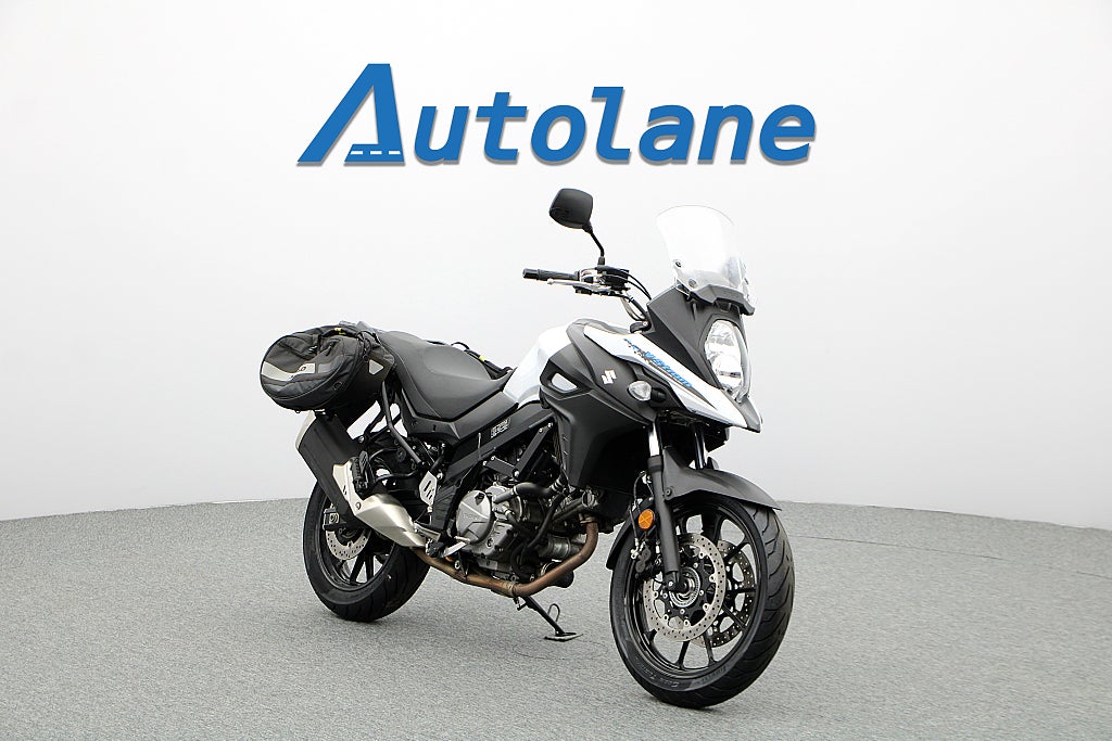Suzuki DL650 V-Strom *DECEMBERKAMPANJ 1.99%* Nya Däck  
