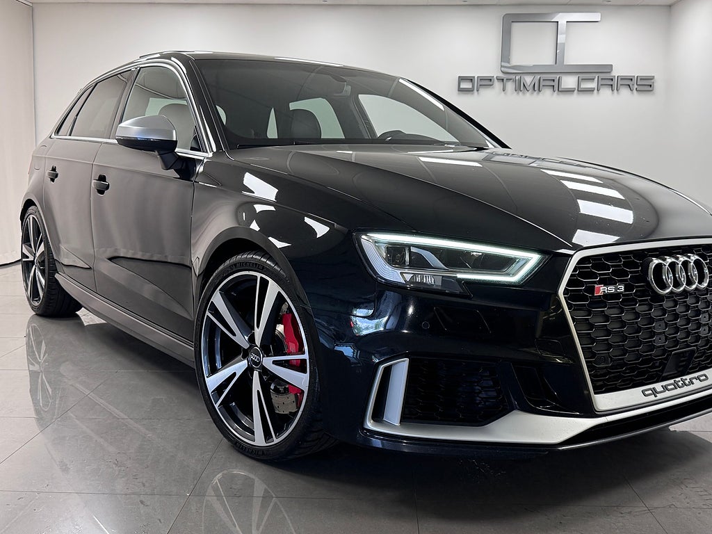 Audi RS3 2018 - miniatyr 2