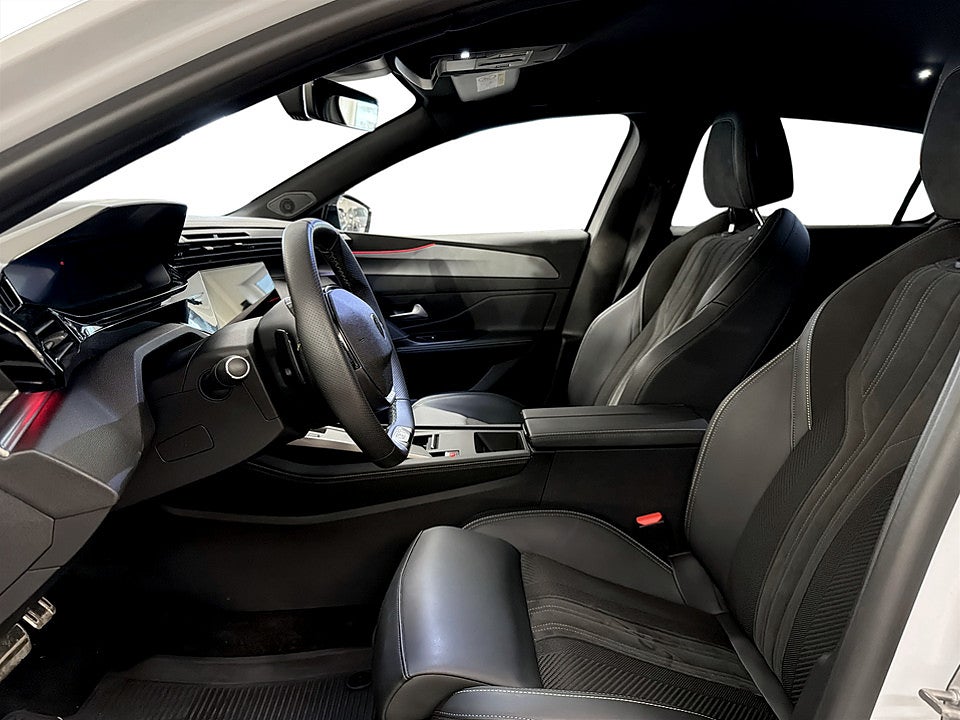 Bild på Peugeot 308 5D GT 1.2 PT 130hk Aut B-KAMERA CARPLAY