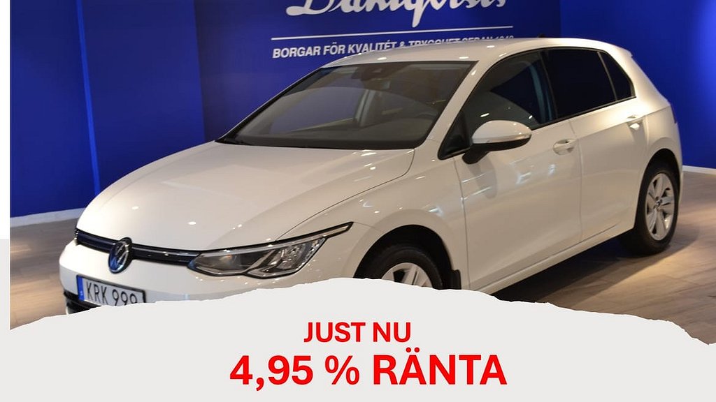 Volkswagen Golf (NU 4,95 % RÄNTA) 2.0 TDI 115hk V-hjul Drag Rattvärmare Adaptiv 