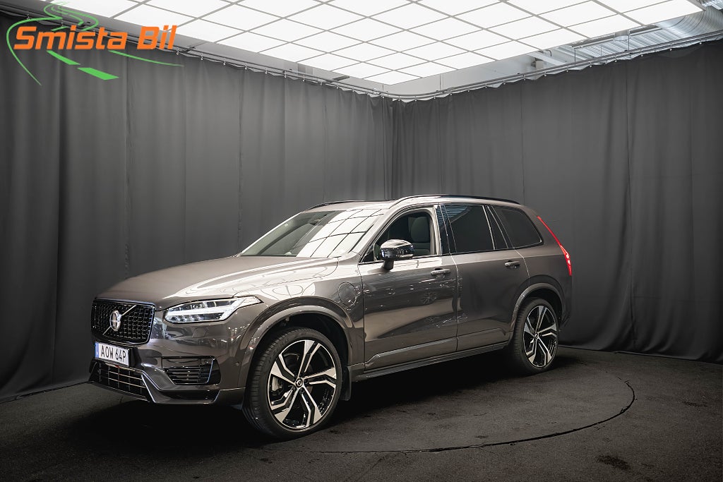 Volvo XC90 Recharge T8 AWD ULTIMATE DARK B&W LUFT 22'' MOMS MAX